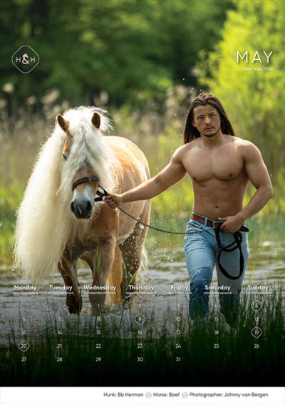 Horse and Hunk calendrier 2024 - Image 7